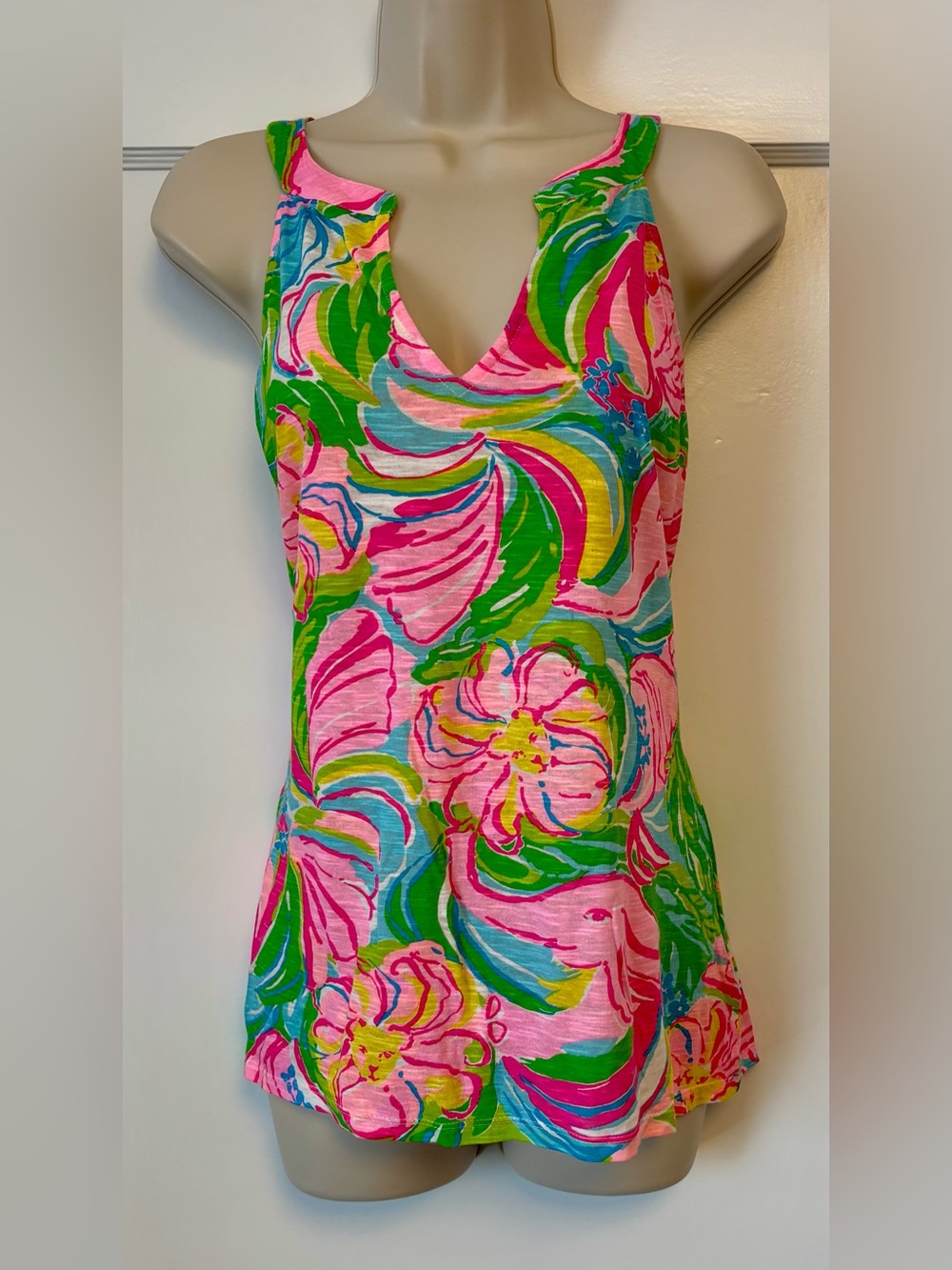 💗 Lilly Pulitzer Arya Tank | So A Peeling Print | Size Large 💚